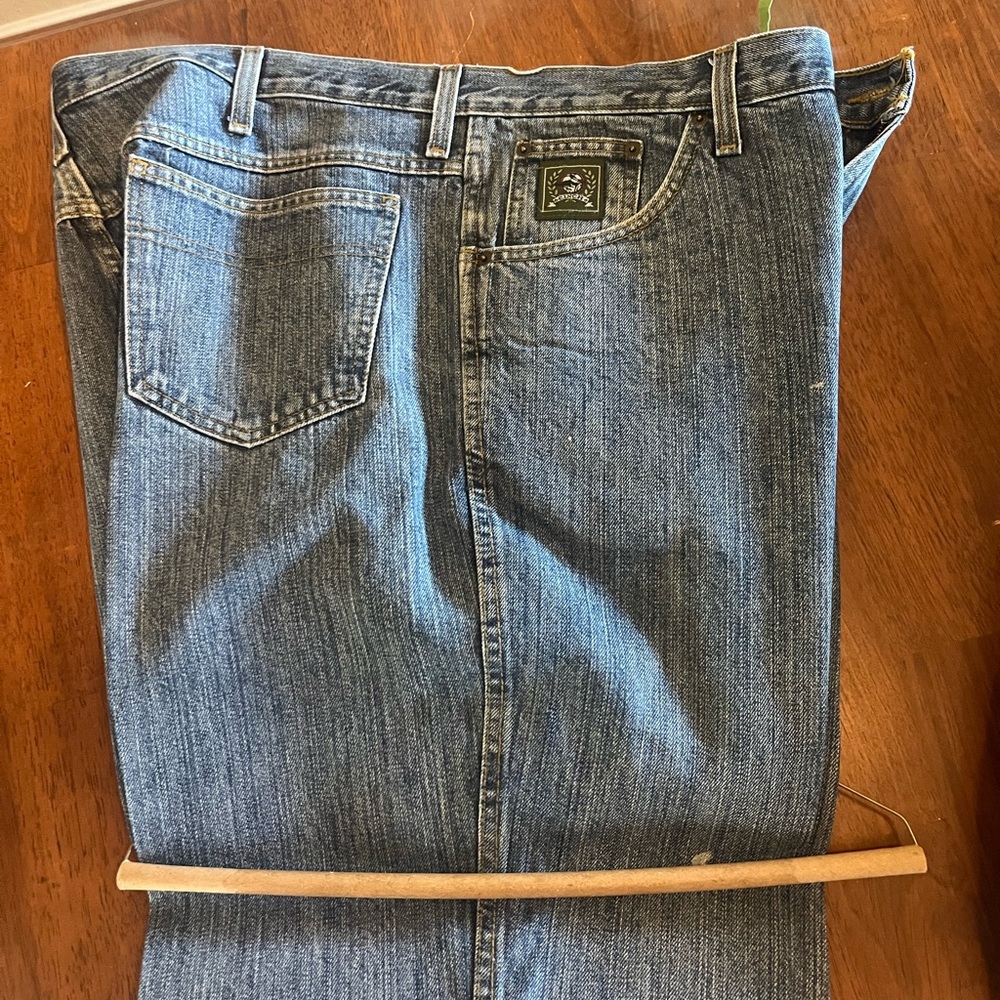 40x34 cinch, green label jeans, fresh starch from Cleaners